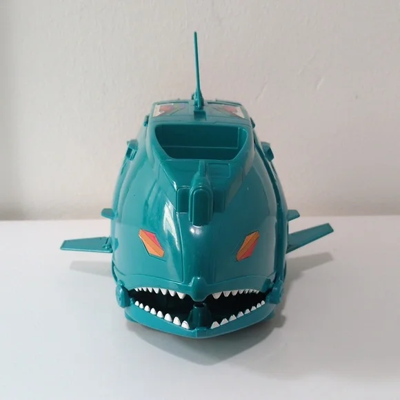 Vintage Battle Beast Shocking Shark Transport Station - Picture 2 of 10